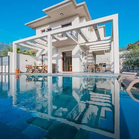 Havuzlu Korunakli Jakuzili Villa Fethiye Exterior photo