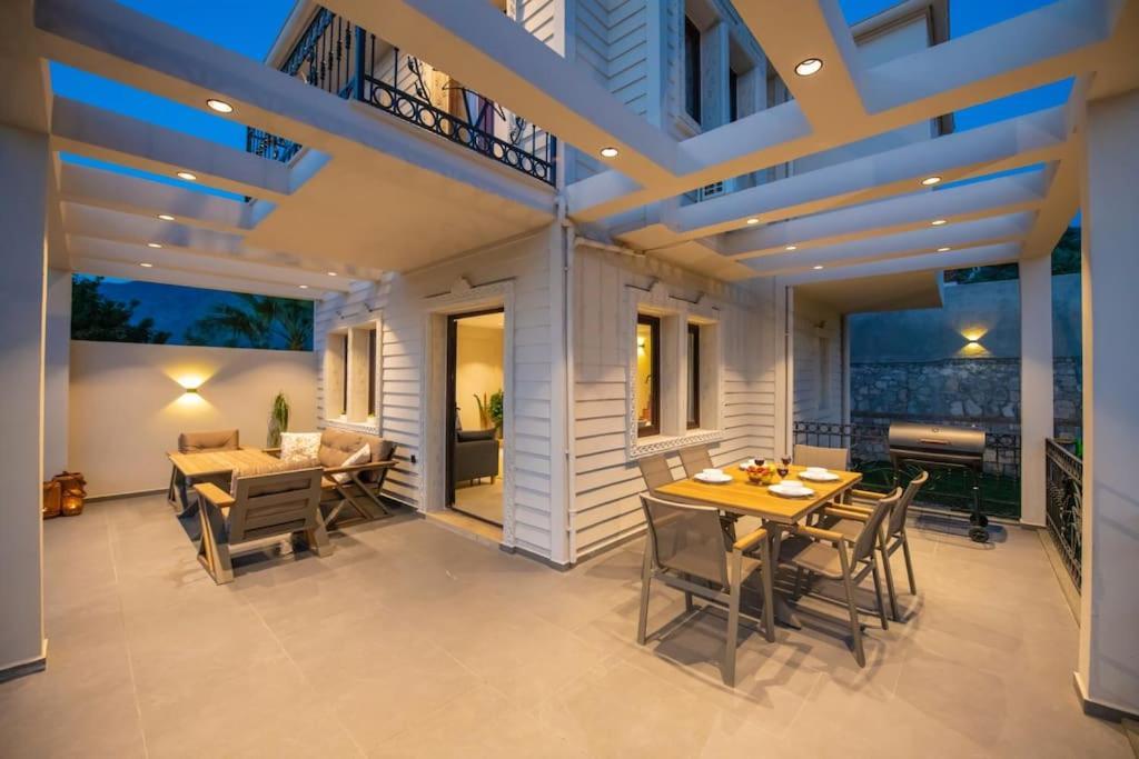 Havuzlu Korunakli Jakuzili Villa Fethiye Exterior photo